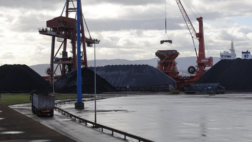 Ebhisa se prepara para descargar chatarra y hierro de DRI para Arcelor
