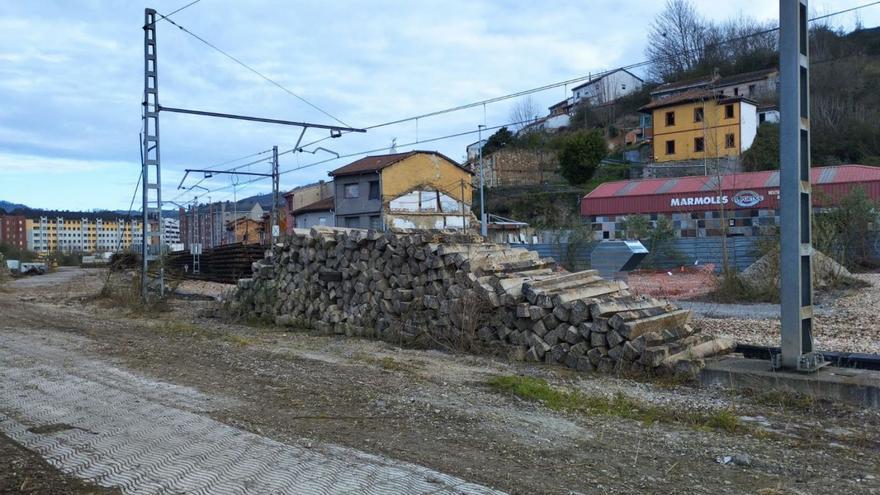 Langreo urge al Principado a «iniciar ya» la urbanización del soterramiento: teme un nuevo «parón» tras tres lustros de obras