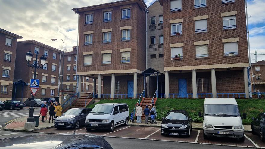 El detenido en La Corredoria, investigado por homicidio, quería tanto a su madre que «no podía separarse de ella» y por eso ocultó su cadáver