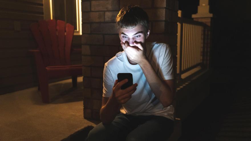 De la confianza a la viralización: el ‘sexting’ y su impacto entre adolescentes