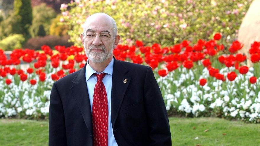 Muere el doctor Faustino Pozo, pionero en Asturias de la cirugía no invasiva: «Un referente»