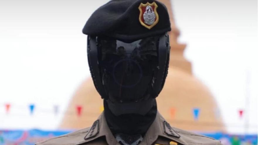 Tailandia presenta el primer robot policial con IA