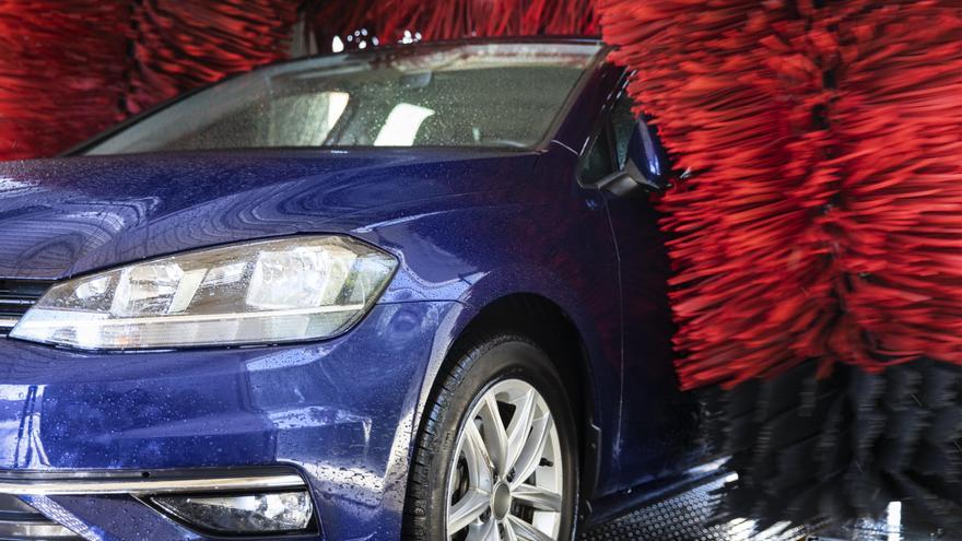 ¿Es seguro el túnel de lavado? Todo lo que debes saber antes de meter tu coche en uno