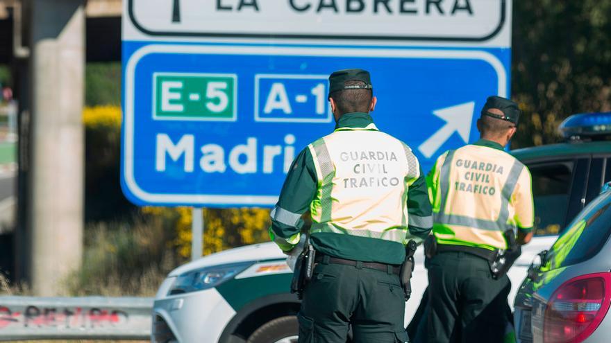 La Guardia Civil se pone seria y revisa la parte delantera de los coches; multas de hasta 6.000 euros y 4 puntos