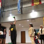 Nace el primer concurso de escanciadores de Argentina y necesita sidra: «Hace 20 años que no pasa la aduana, pero va hacese, aunque sea con agua»