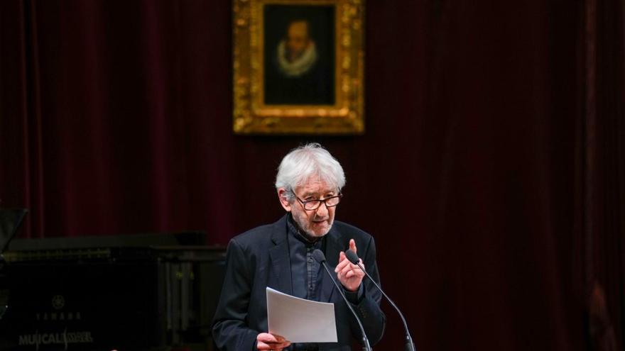 Serrat, Sacristán y Mayorga ponen voz al emocionante homenaje de la RAE a Antonio Machado