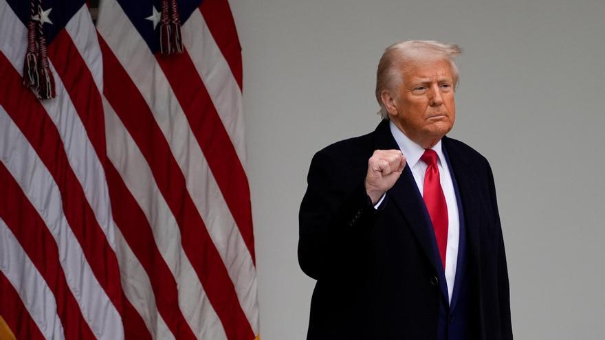 Las bolsas asiáticas se desploman tras el anuncio de aranceles de Trump