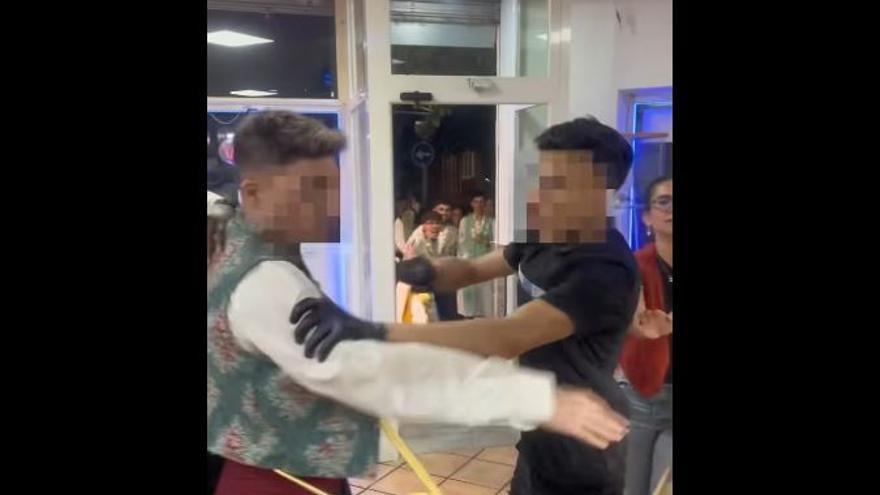 «Maricón de mierda»: un concejal del PSOE sufre una agresión homófoba durante el Bando de la Huerta en Murcia
