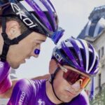 La decepción del ciclista asturiano Hugo de la Calle tras perder su puesto en el podio de la Vuelta a Asturias: «Me han faltado doce segundos en meta y eso es algo que duele»