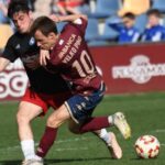 El Llanera pierde con galones ante el líder (2-0)