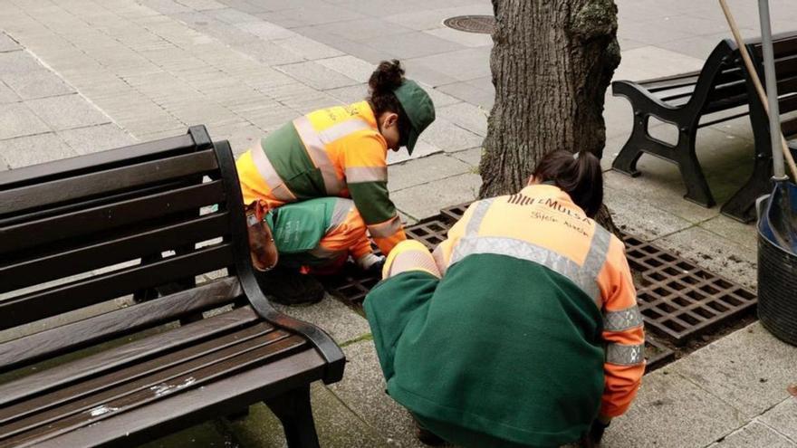Las condiciones de la plantilla de Emulsa incumplen la ley, dice la empresa