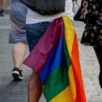 El TC anula la reforma de Ayuso que limita que las asociaciones puedan acusar en causas por LGTBIfobia