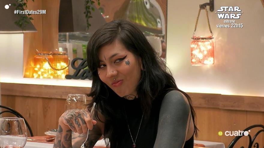 La espantada de esta soltera de ‘First Dates’ tras conocer la profesión de su cita: «Amigo, hasta luego»