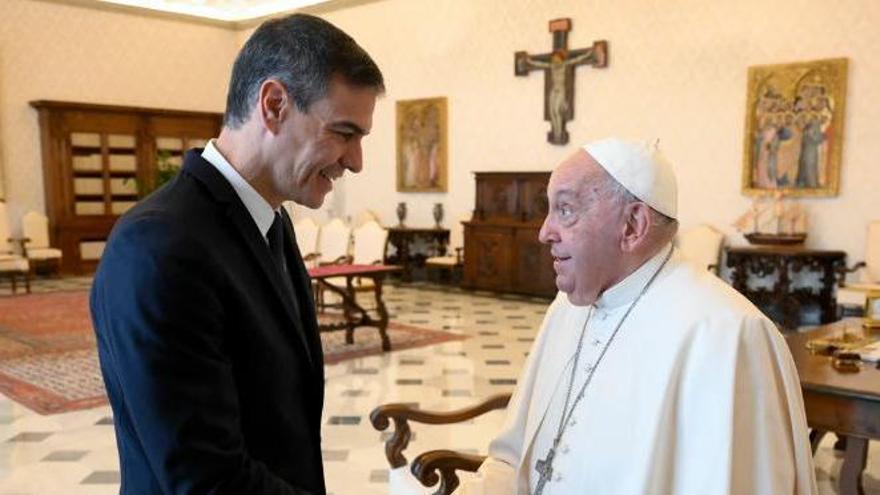 El Gobierno de España aprovechó el alineamiento ideológico con el Papa Francisco, pero no logró su visita