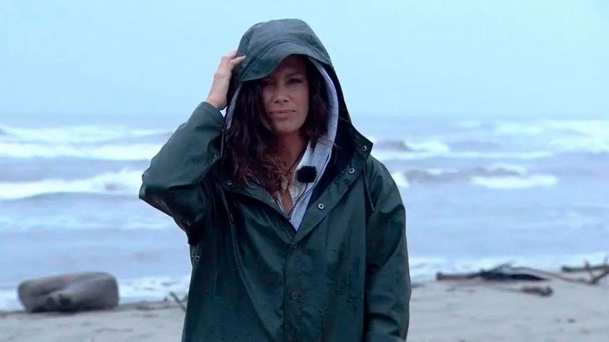 Laura se convierte en nueva Superviviente tras lo ocurrido y se queda sola en una isla: «Ella piensa que va a dormir en una camita esta noche…»
