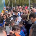 El Requexón se llena de ilusión bajo la lluvia: así fue el entrenamiento a puerta abierta del Oviedo