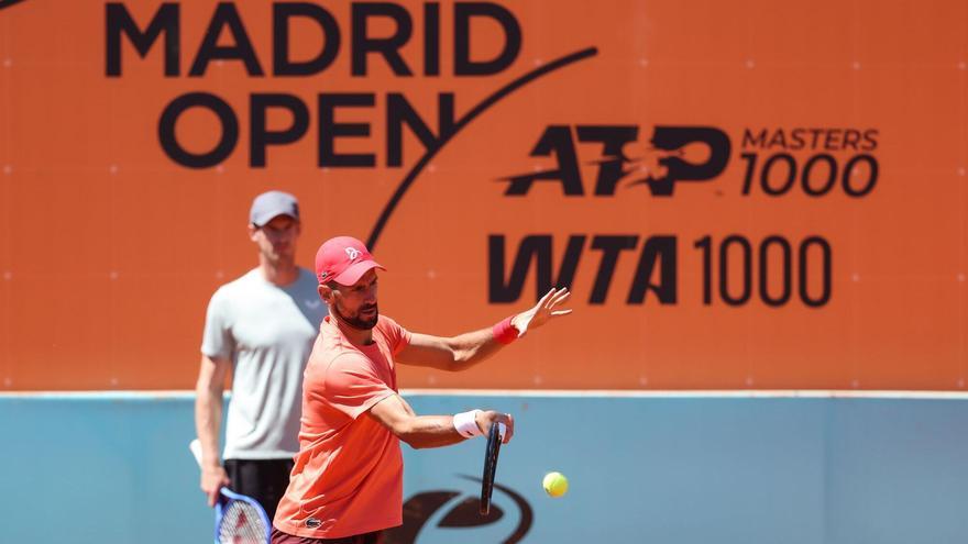 Djokovic, al rescate de un Mutua Madrid Open huérfano de Alcaraz y Nadal