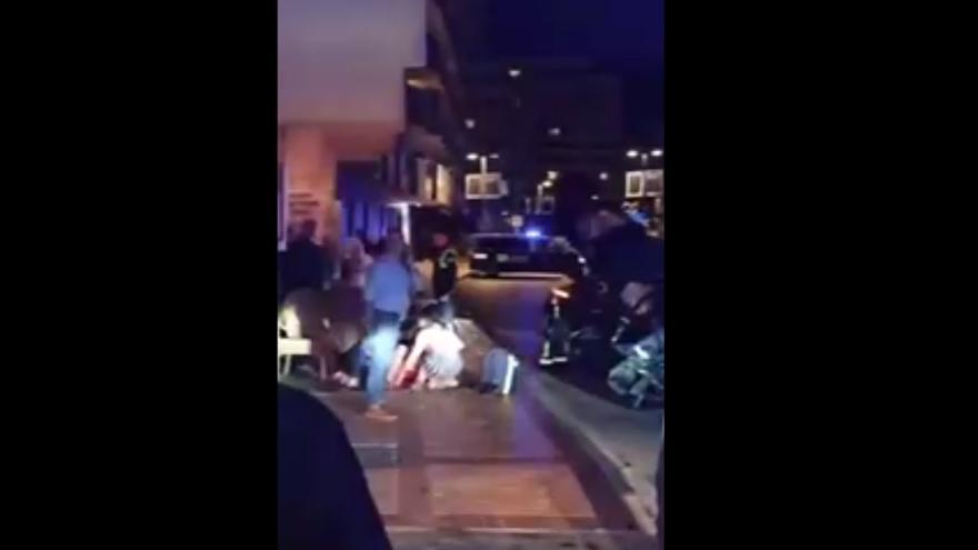 Dos fallecidos y varios heridos, tres muy graves, en un accidente de tráfico en el paseo marítimo de Fuengirola