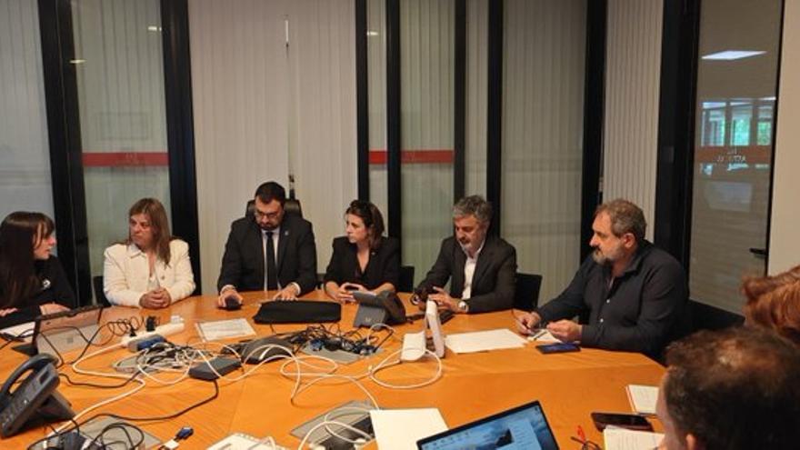 Barbón: «Llamo a la calma y a la tranquilidad a la ciudadanía. Trabajaremos para que esto se solucione»