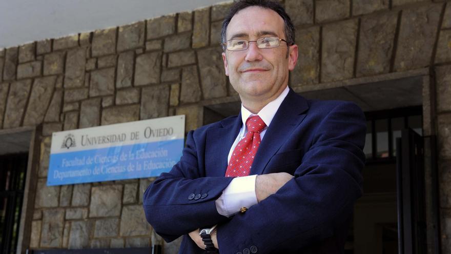 Javier Fombona, pregonero en las fiestas de la Abadía de Cenero