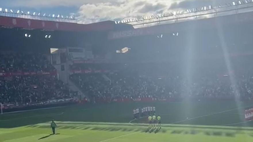 Minuto de silencio en El Molinón por el exjugador del Sporting Abel