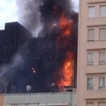 Vídeo: Arde un edificio en Castelló