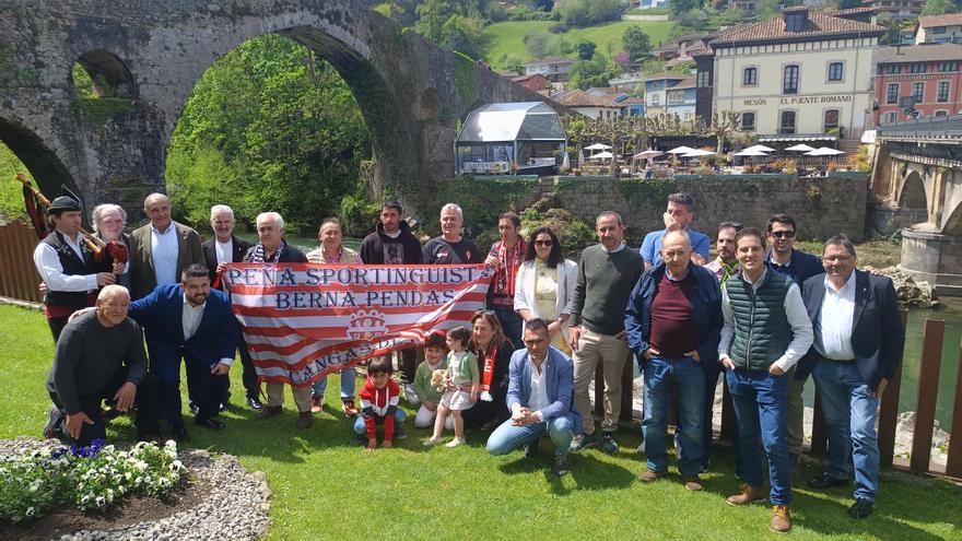 El gran cariño que los aficionados sportinguistas profesan a «Cote», cerca de la retirada como futbolista profesional