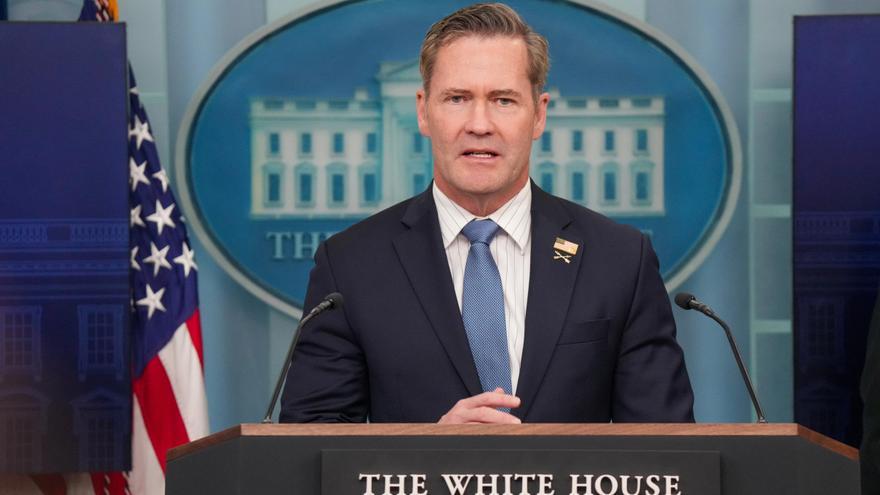 Waltz, el asesor de seguridad nacional de Trump en el centro de ‘Signalgate’, usó Gmail para comunicaciones oficiales