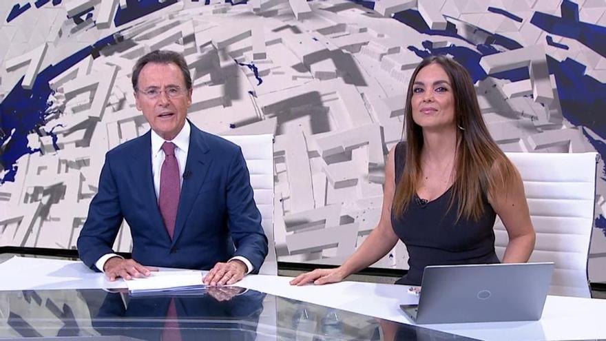 Las cadenas de televisión, bajo vigilancia: la CNMC fiscalizará si tratan con igualdad a hombres y mujeres en los informativos