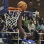 Este Alimerka Oviedo Baloncesto es de Primera FEB: aplastante victoria (105-69) al Real Valladolid para rozar la salvación