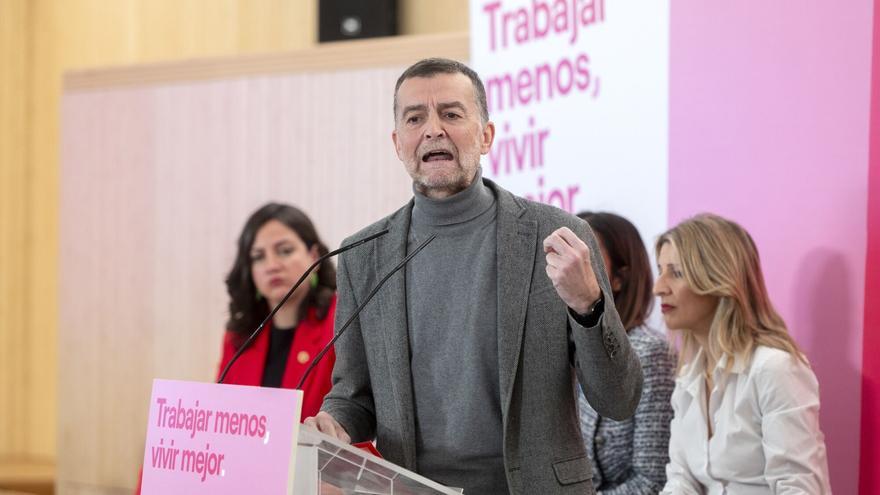 Maíllo enfría ahora la salida de IU del Gobierno pero pide la dimisión de Marlaska en caso de no anular el contrato de armas con Israel