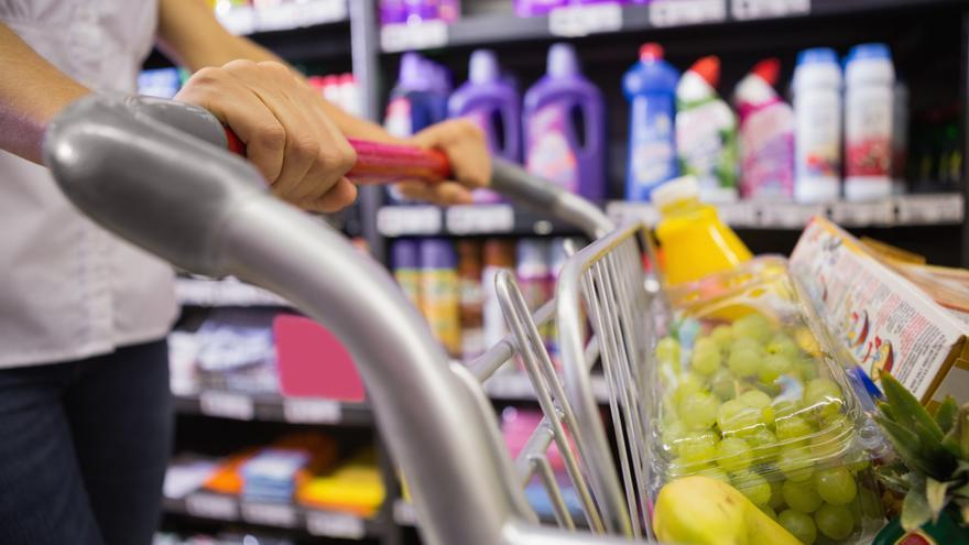 Qué días y en qué horario abren los supermercados (y El Corte Inglés) esta Semana Santa en Asturias