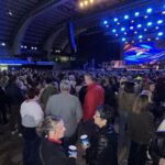 Avilés vibra para recibir a Camela (con miles de personas en el concierto): «Vinimos para revivir viejos tiempos»