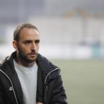 Pablo Acebal estalla tras el empate del Langreo: “Esto era un funeral ganando 2-0, Ganzábal tiene que apretar más”