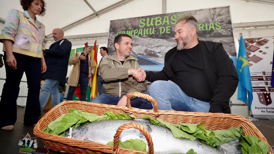 El restaurante ovetense que se ha hecho con el campanu de Asturias de 2025 tras pagar más de 10.000 euros