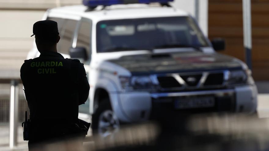 Detenido un hombre por asesinar a su mujer en La Rioja