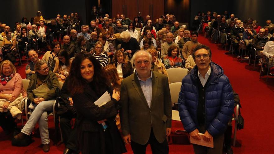 La alerta de Marino Pérez, catedrático de Psicología: «A los niños no se les enseña a afrontar la vida»