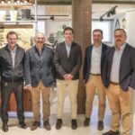 «En el pueblo es difícil, pero no más que en la ciudad», dicen los emprendedores