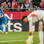 El Betis apunta a la Champions y agrava la caída del Girona