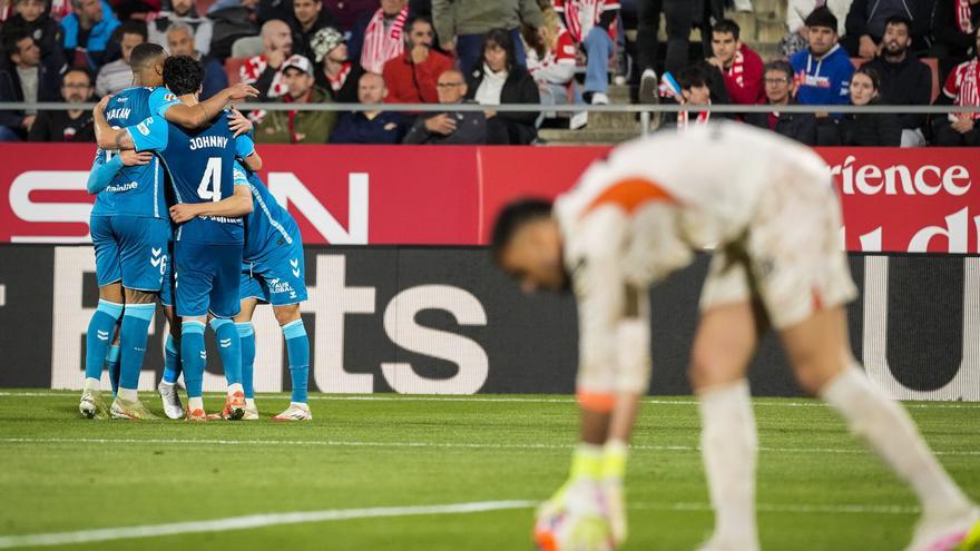 El Betis apunta a la Champions y agrava la caída del Girona