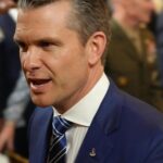 Trump reitera su confianza en Hegseth pese al escándalo de un segundo chat en Signal del secretario de Defensa