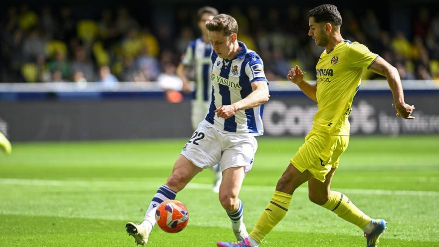 Resumen, goles y highlights del Villarreal 2-2 Real Sociedad de la jornada 32 de LaLiga EA Sports