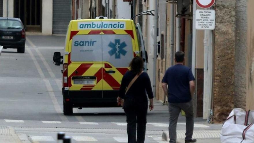 Trasladan de Valencia a Castilla-La Mancha a una mujer de 210 kilos que llevaba dos décadas sin salir de casa
