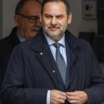 El Supremo respalda la «obligación» de indagar en los mensajes de Cerdán para clarificar «posibles ingresos indebidos» de Ábalos