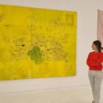 VÍDEO: Martina Rodríguez, la asturiana que está detrás de la galeria de arte «Tha House»