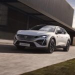 Peugeot E-408: un fastback con autonomía para el día a día