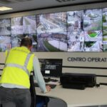 Los ojos que todo lo ven: así trabajan los agentes de Oviedo que controlan el tráfico y lo que pasa en la ciudad gracias a 170 cámaras
