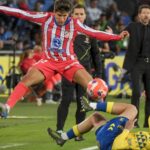Resumen, goles y highlights del Las Palmas 1-0 Atlético de Madrid de la jornada 32 de LaLiga EA Sports