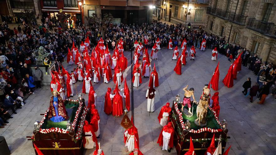 Máxima alerta en Semana Santa: la Policía Nacional pide que hagas esto con tus hijos durante las procesiones