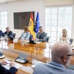 El Gobierno activará «una red de protección inmediata» contra los aranceles y avisa de que afectarán más a EEUU